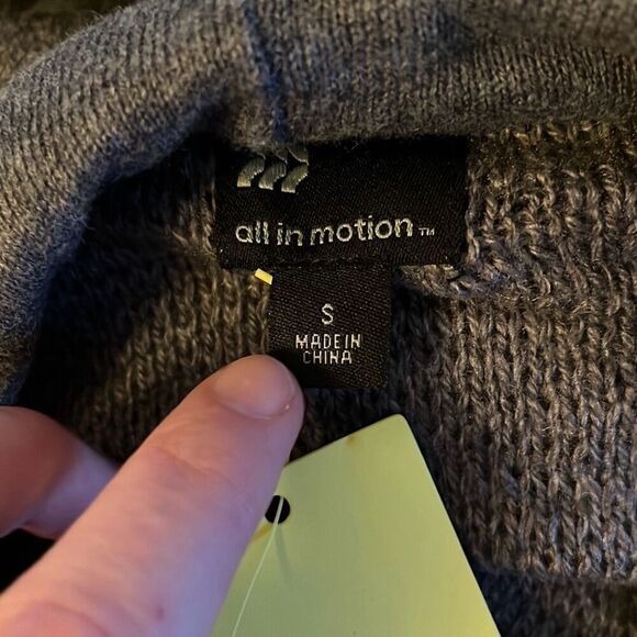 All in Motion small gray pullover sweater with hood NWT - 2800 - Picture 3 of 6